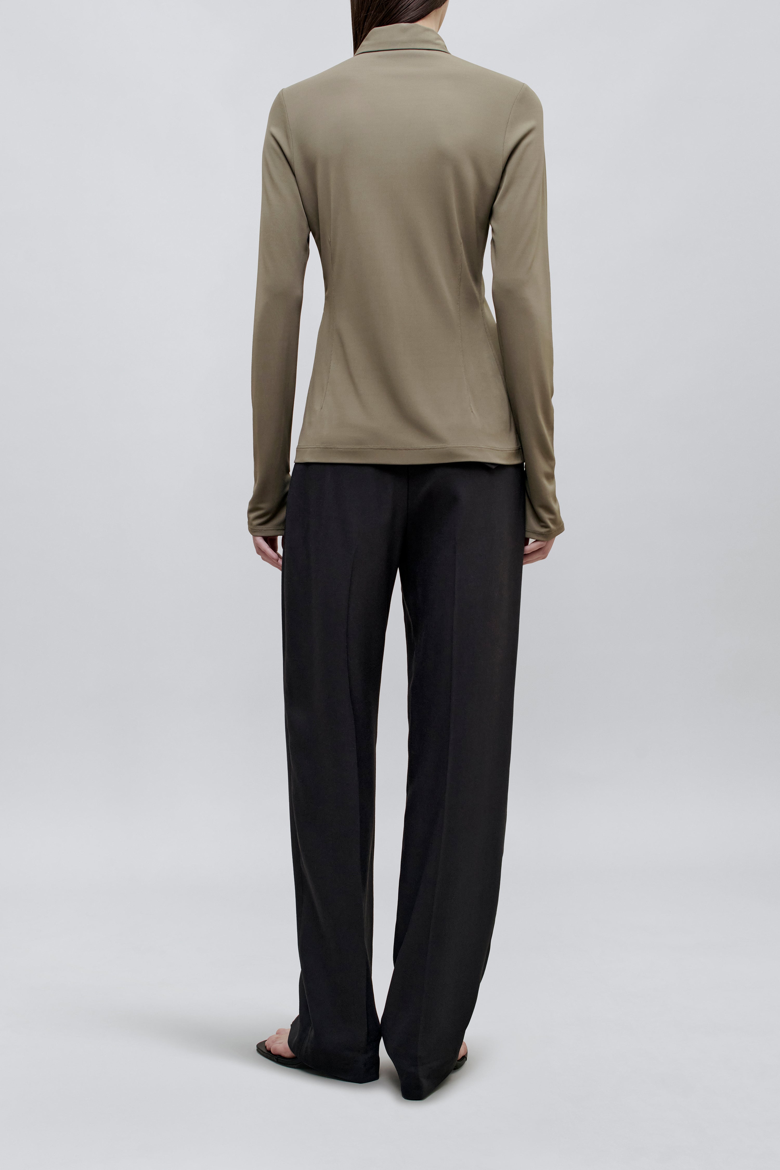 Frankie Button Down in Matte Jersey