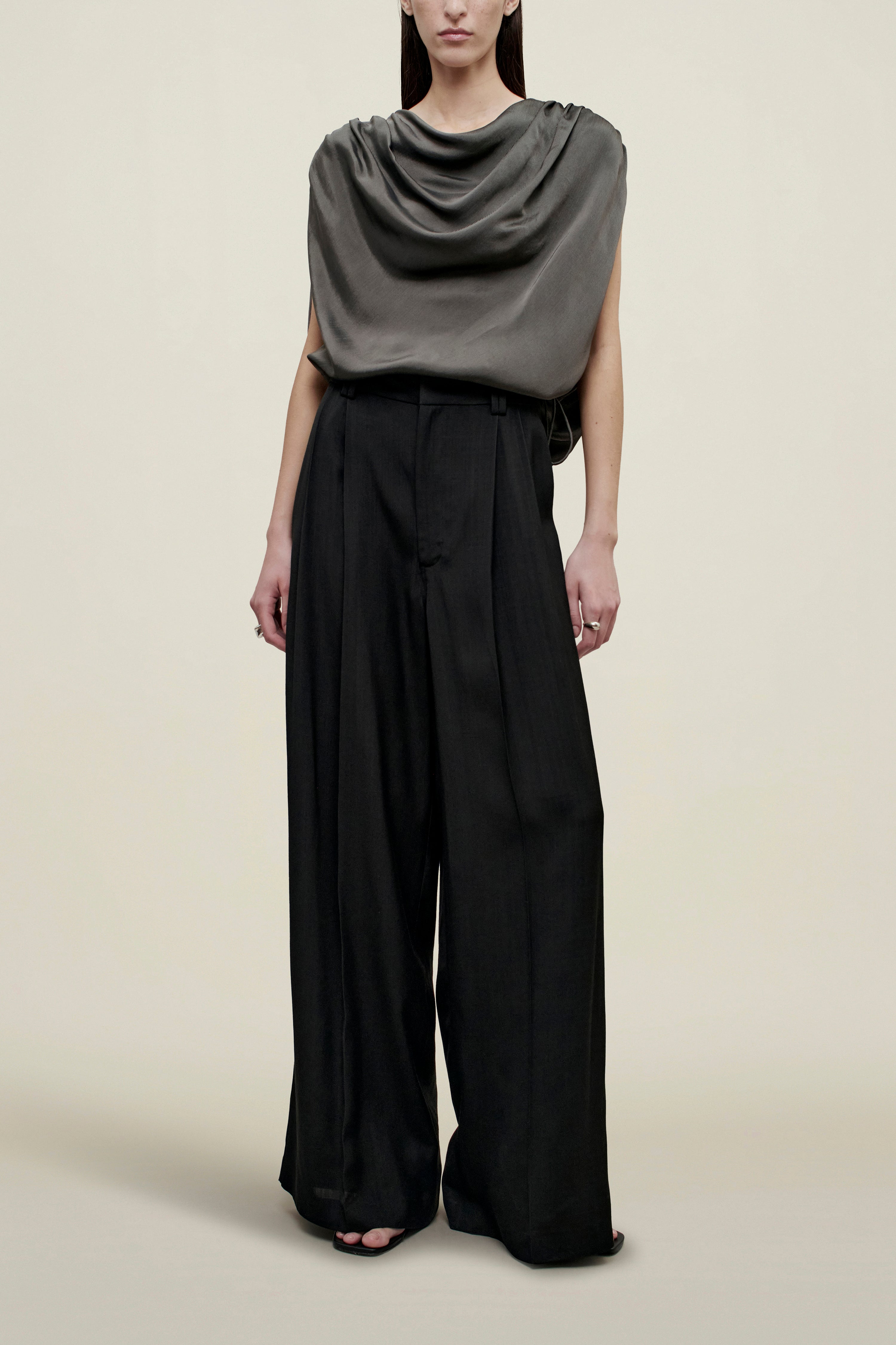 Naia Draped Top in Fluid Viscose