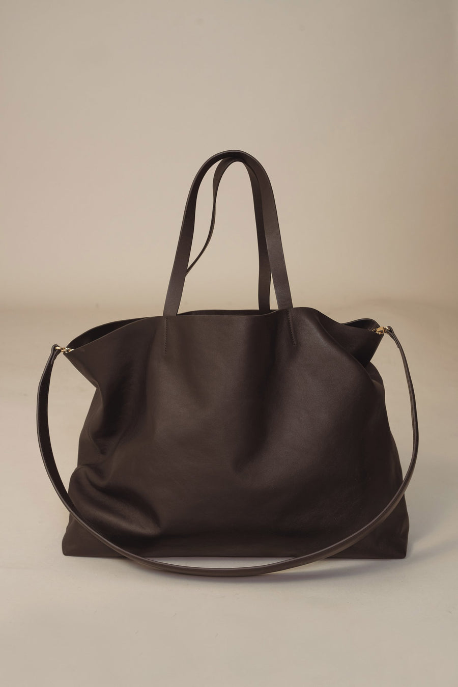 XL Leather Weekender in Chocolate