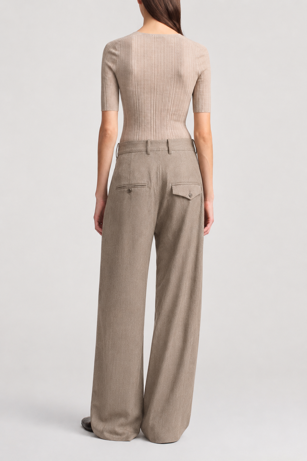 Joel Pleated Trouser in Wool Flannel