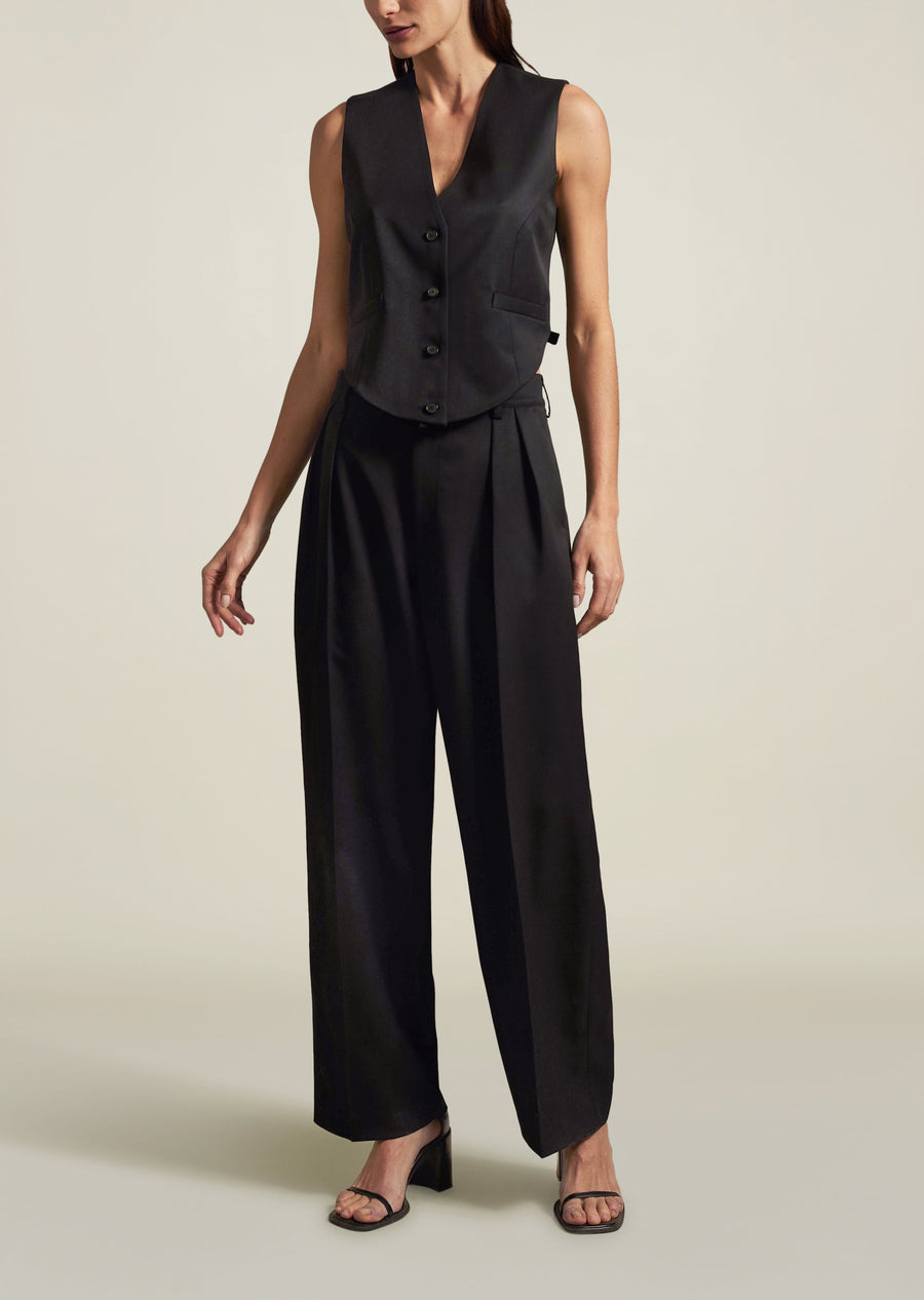 Houghton Pleated Trouser in Black